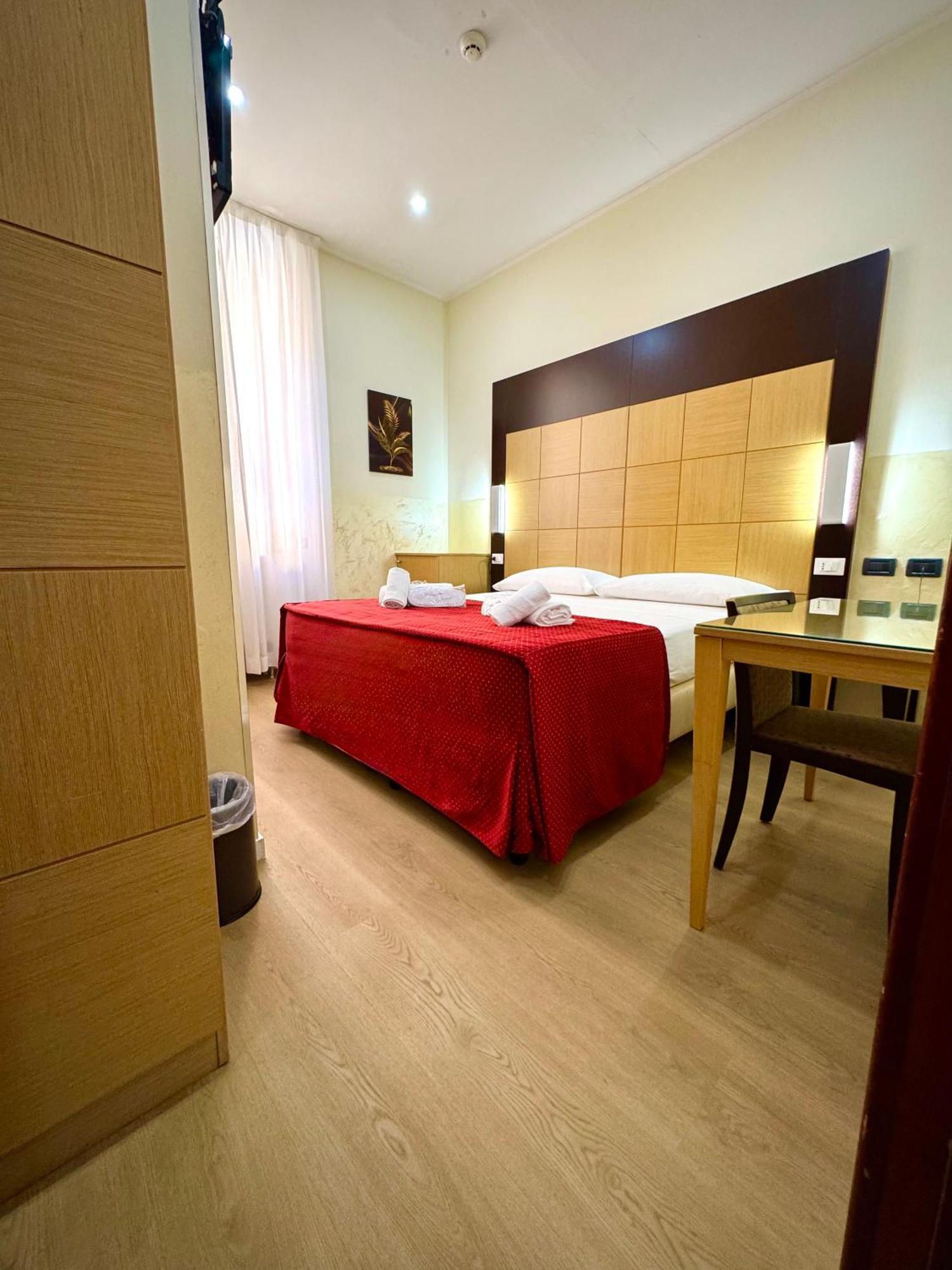 Hotel Fiorella Milano Екстериор снимка